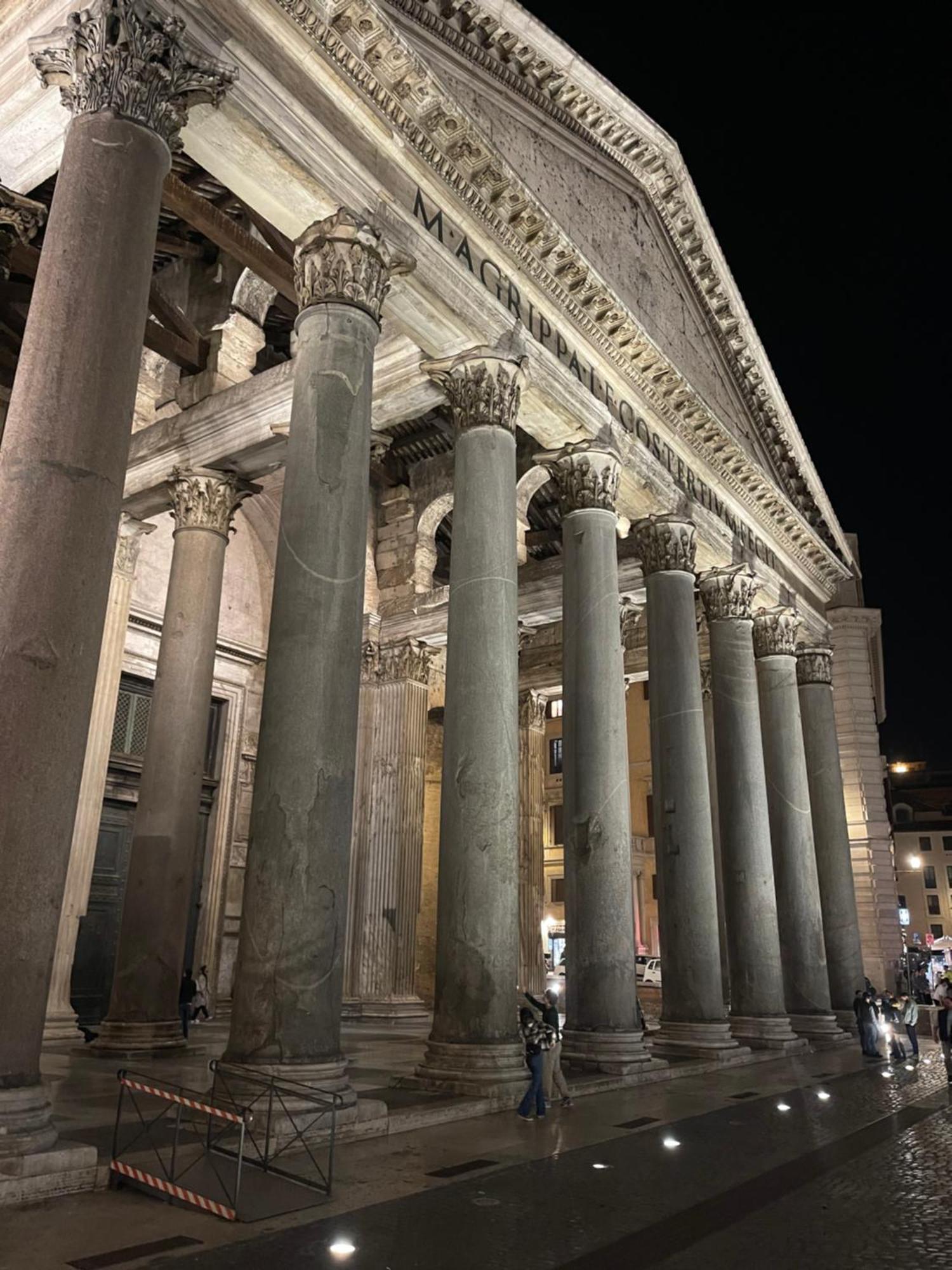 Trevi Fountain Apartment Рим Екстер'єр фото