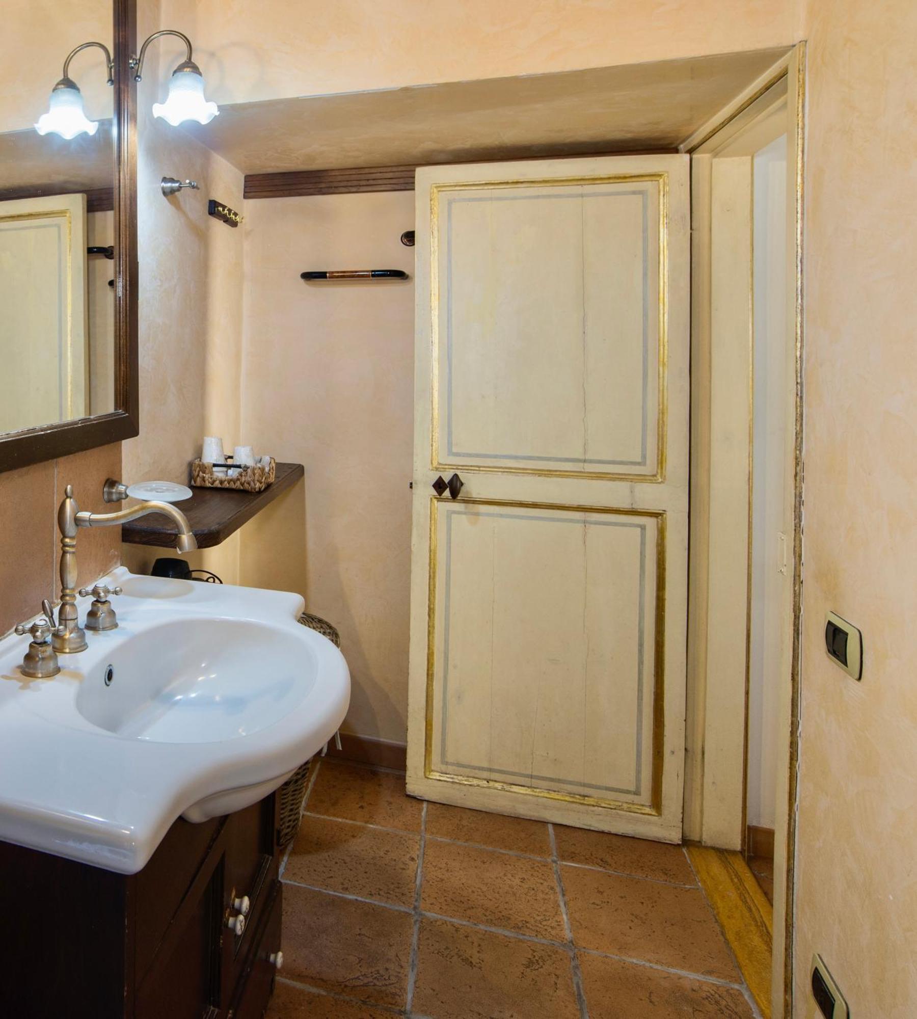 Trevi Fountain Apartment Рим Екстер'єр фото